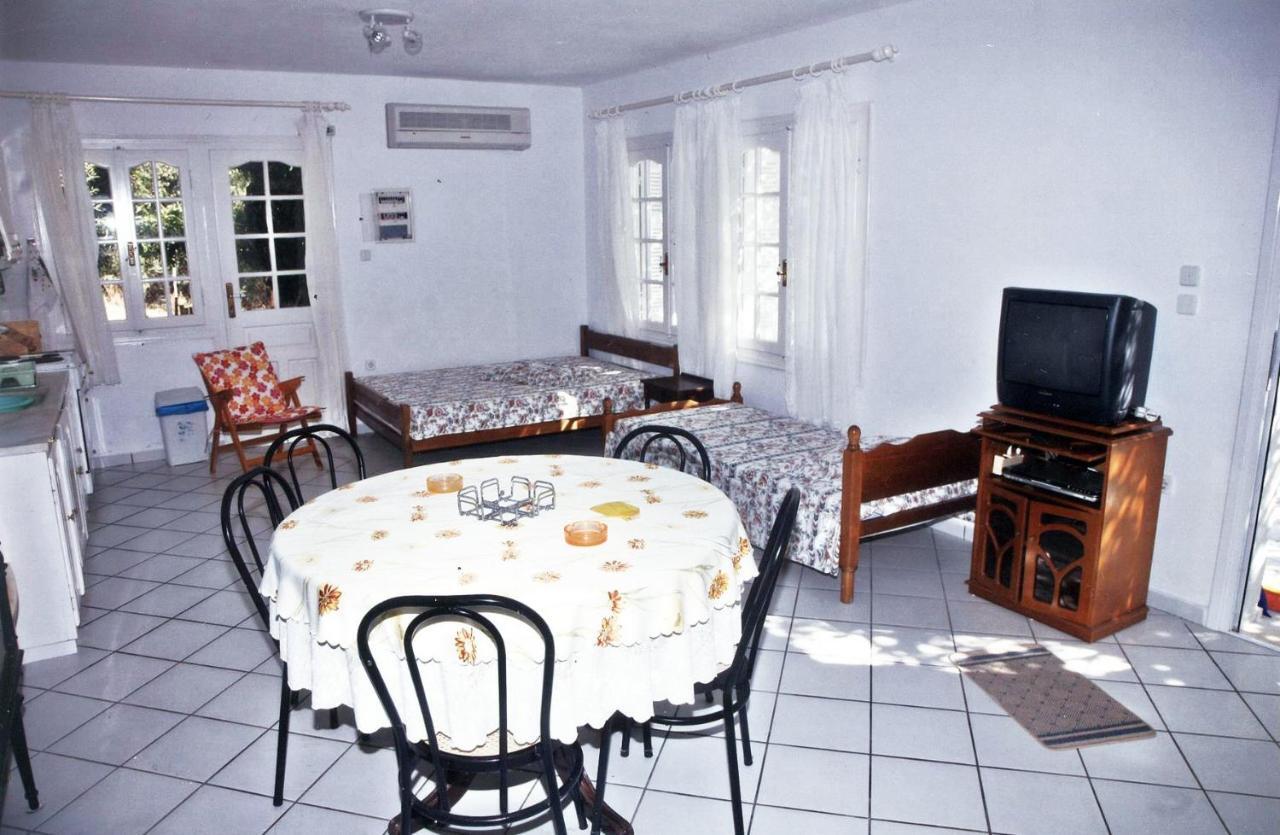 Villa Errieta Athéras Eksteriør bilde